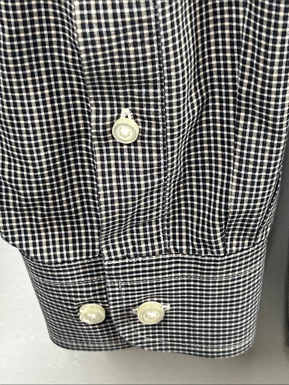 Jos. A. Bank Executive Collection Button Down Shirt Medium Black Tan Microcheck - Picture 5 of 8